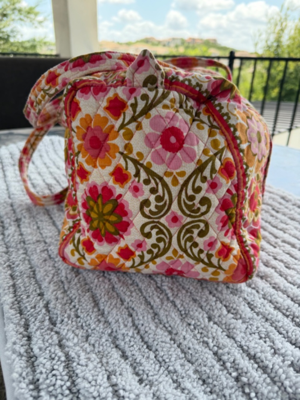 Vera Bradley mini duffle in folkloric - Picture 5 of 6
